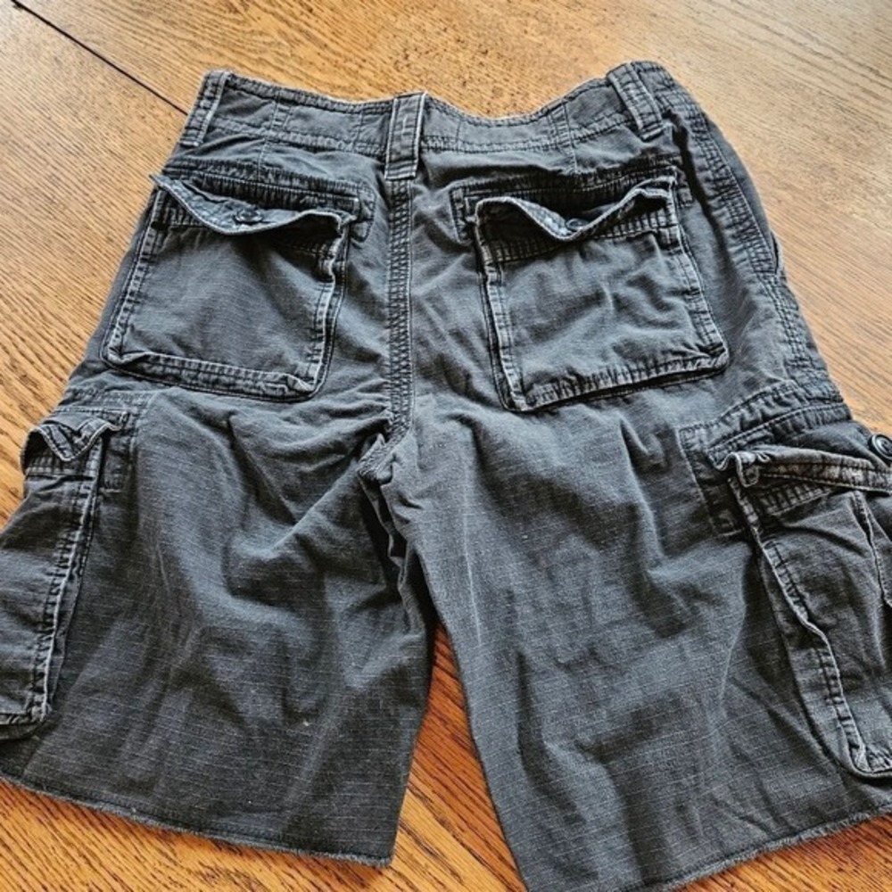 American Eagle Green Cargo Shorts Mens 30 Worn-In Distressed Outdoor Utility‎